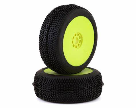 AKA - Impact 1/8 Buggy Soft - Long Wear Evo Wheel Pre-Mount Yellow